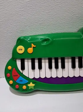 H57700-01 BABY GENIUS Djs Sing Along Keyboard #2