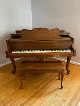 197489 BALDWIN Baby Piano #2