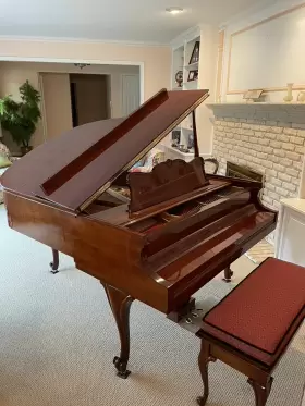 R226 BALDWIN Balwind High Cherry French Provincial Baby Piano