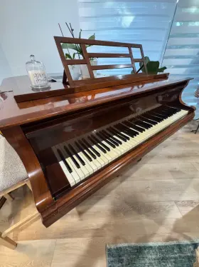 Bl Thner 57722 Bluthner Grand Piano 5ft8ftft
