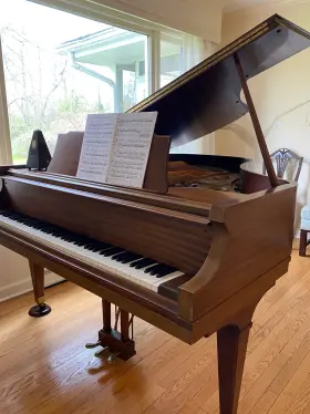 209366 CHICKERING Baby Piano Must Sell