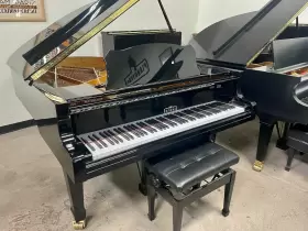 L190 ESTONIA Piano