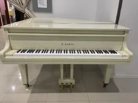 1876205 KAWAI Baby Piano