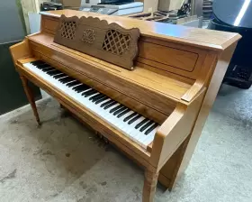 502-M KAWAI Upright Piano Tone #3