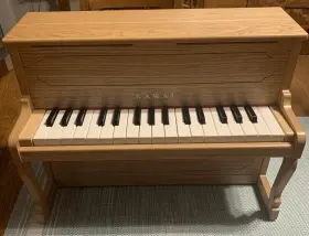 KAWAI88KEY KAWAI Mini Upright Piano Natural Kids Keys
