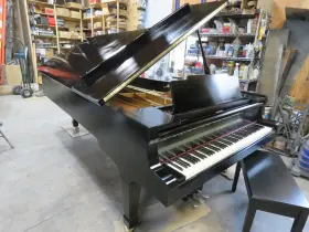 KG-8C KAWAI Concert Ebony Bench