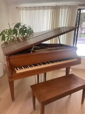 160460 KIMBALL Whitney Mini Piano
