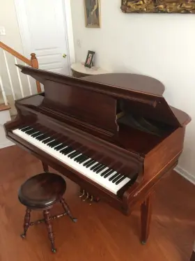 521665 KIMBALL Baby Piano Tuning
