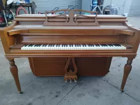 154962 KNABE Vertical Piano Metropolitan Opera