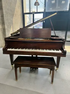 35963 MASON HAMLIN Baby Piano