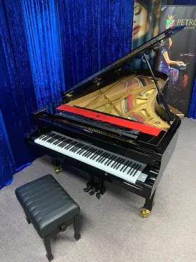 P284 PETROF Concert Mistral Piano