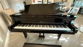 JP157RS PRAMBERGER Young Chang Baby Piano Ebony