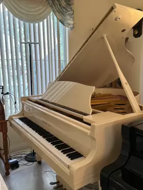G010504 SHERMAN Clay Piano