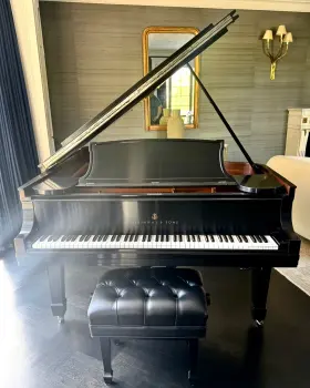 135311 STEINWAY SONS Piano