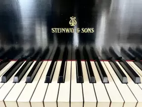 209094 STEINWAY SONS Piano Ebony #2