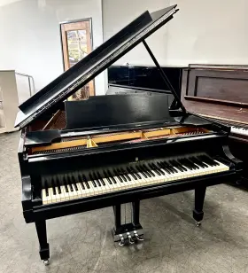 Steinway & Sons 242367 M Grand Piano 5ft7 Inch Satin Ebony