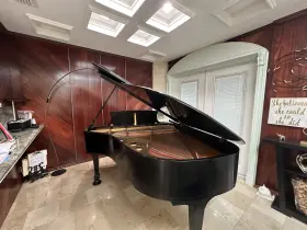 430382 STEINWAY SONS Piano