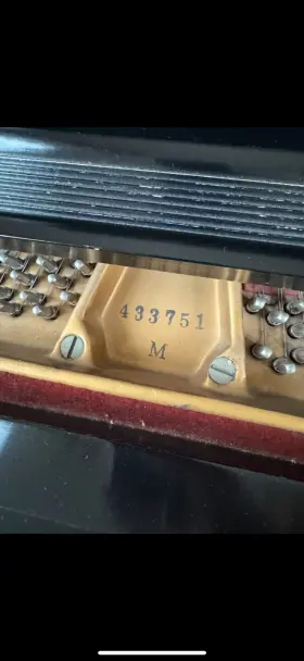 433751 STEINWAY SONS Piano