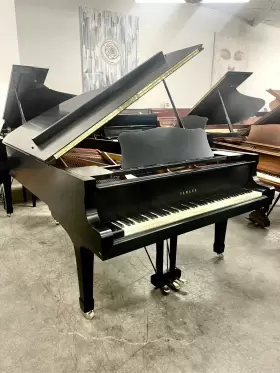 1308585 YAMAHA Semi Concert Piano Ebony