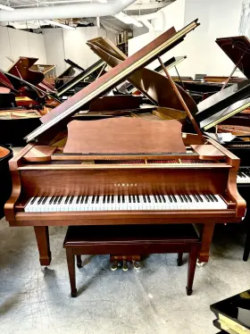 2950956 YAMAHA Piano