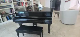 6102021 YAMAHA Piano Ebony
