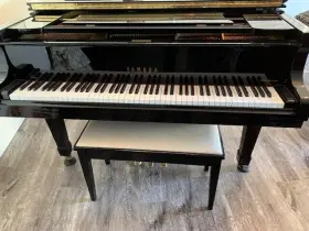 B2482272 YAMAHA Piano