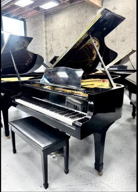 D3330718 YAMAHA Piano Ebony