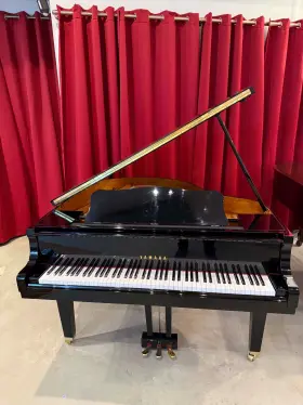 GB1KPAW YAMAHA Baby Piano Floor Ebony High