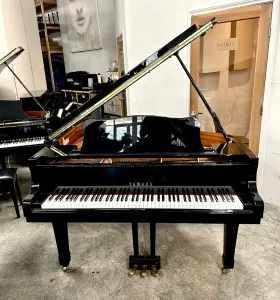 Yamaha L6145473 C1 Grand Piano 5ft3 Inch Polished Ebony