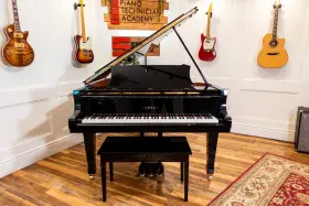 S-400 YAMAHA Piano Ebony Spruce Pro Plate