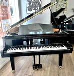 Yamaha Gh1 Baby Grand Piano 5'3" Polished Ebony. Fixed Price $9995.00.